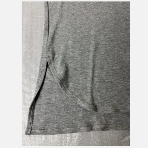 Theory Women’s Size M Gray Short Sleeve Viscose T-Shirt - Picture 3 of 7